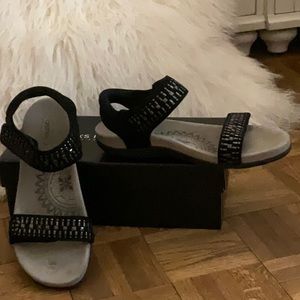 Aetrex adjustable straps sandal